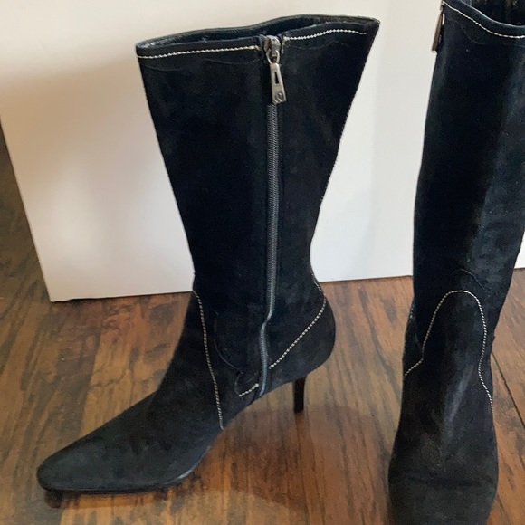 Claudia Ciuti Black Suede Heeled Boots - Picture 5 of 11